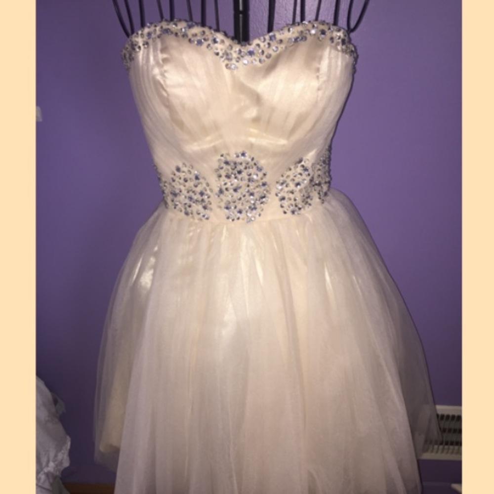 CHAMPAGNE DRESS